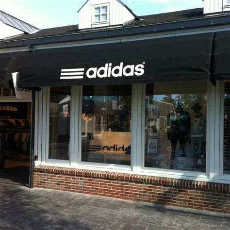 openingstijden middenwaard adidas|adidas store lelystad.